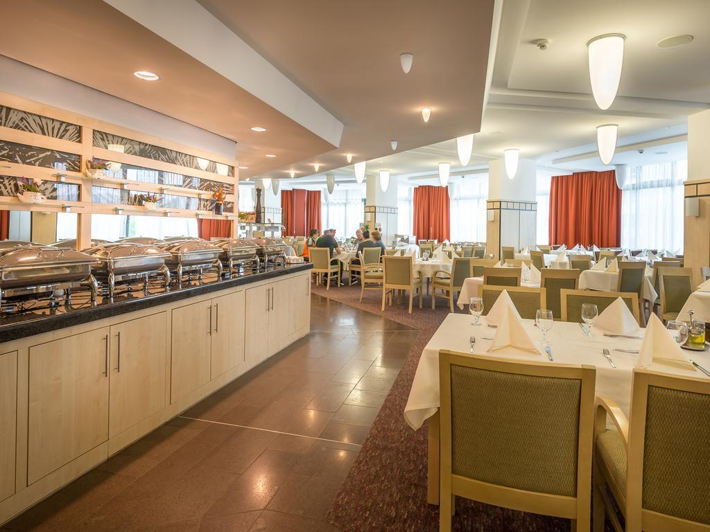 Ensana Bradet Hotel Совата Екстериор снимка
